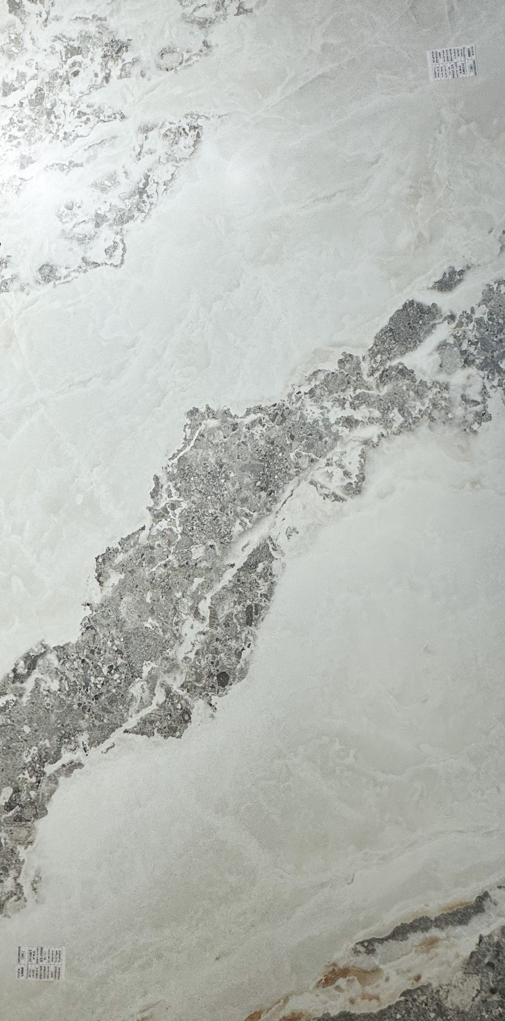 plonc. Large Format Tile - Ice Stone