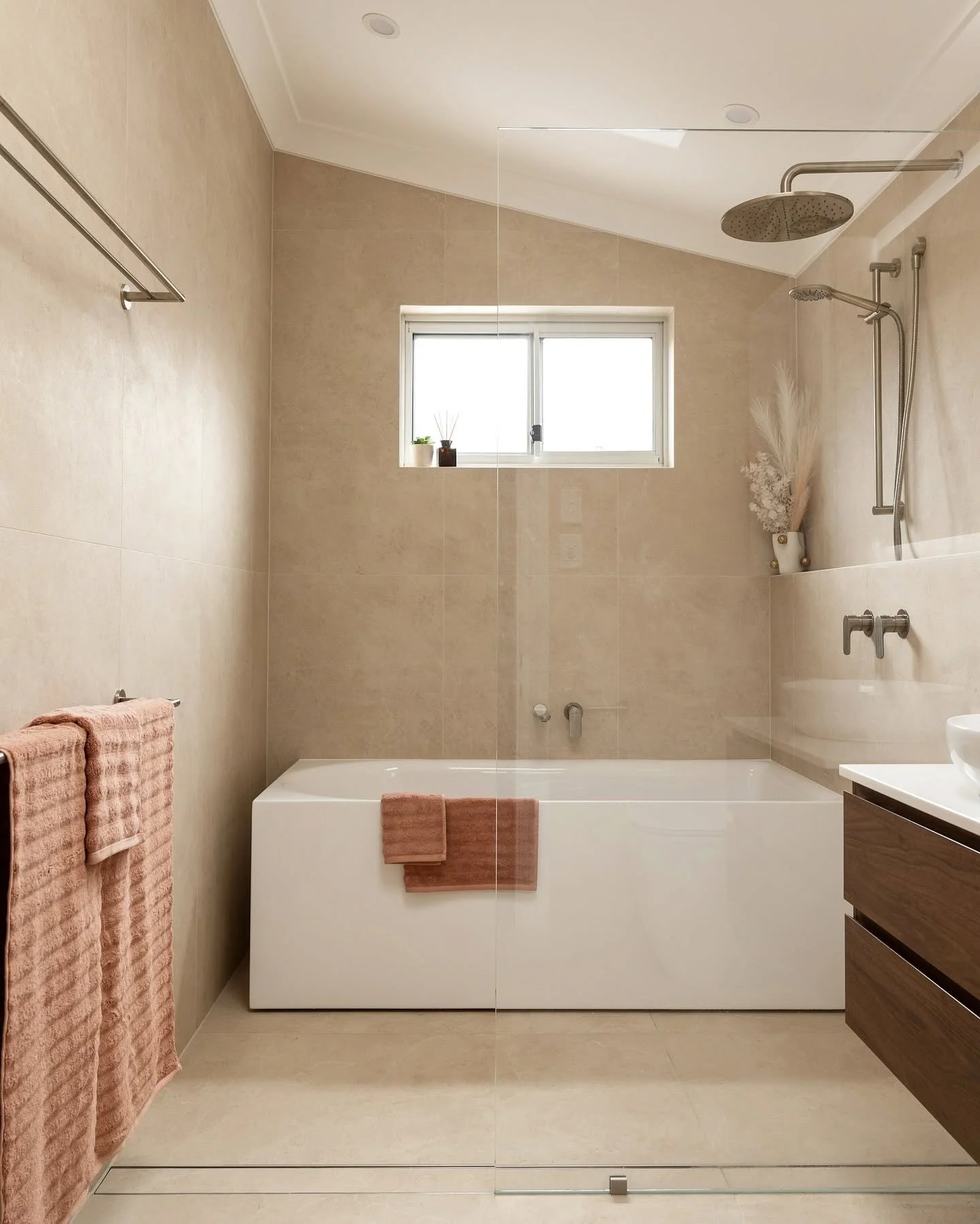 Sorrento Moon authored porcelain surface by plonc. featuring soft mineral beige tones and subtle crater-like relief inspired by repeated observations of the moon.