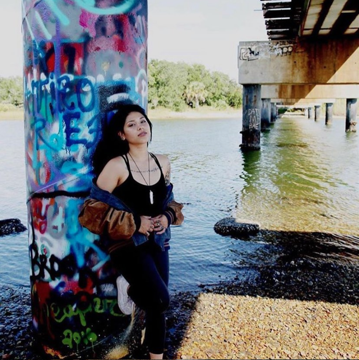 Dancer, Mona Lee