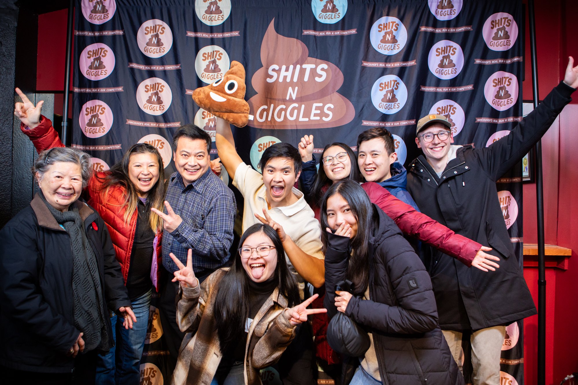 SnG25Wed.PhotoWall.Web-1981.jpg