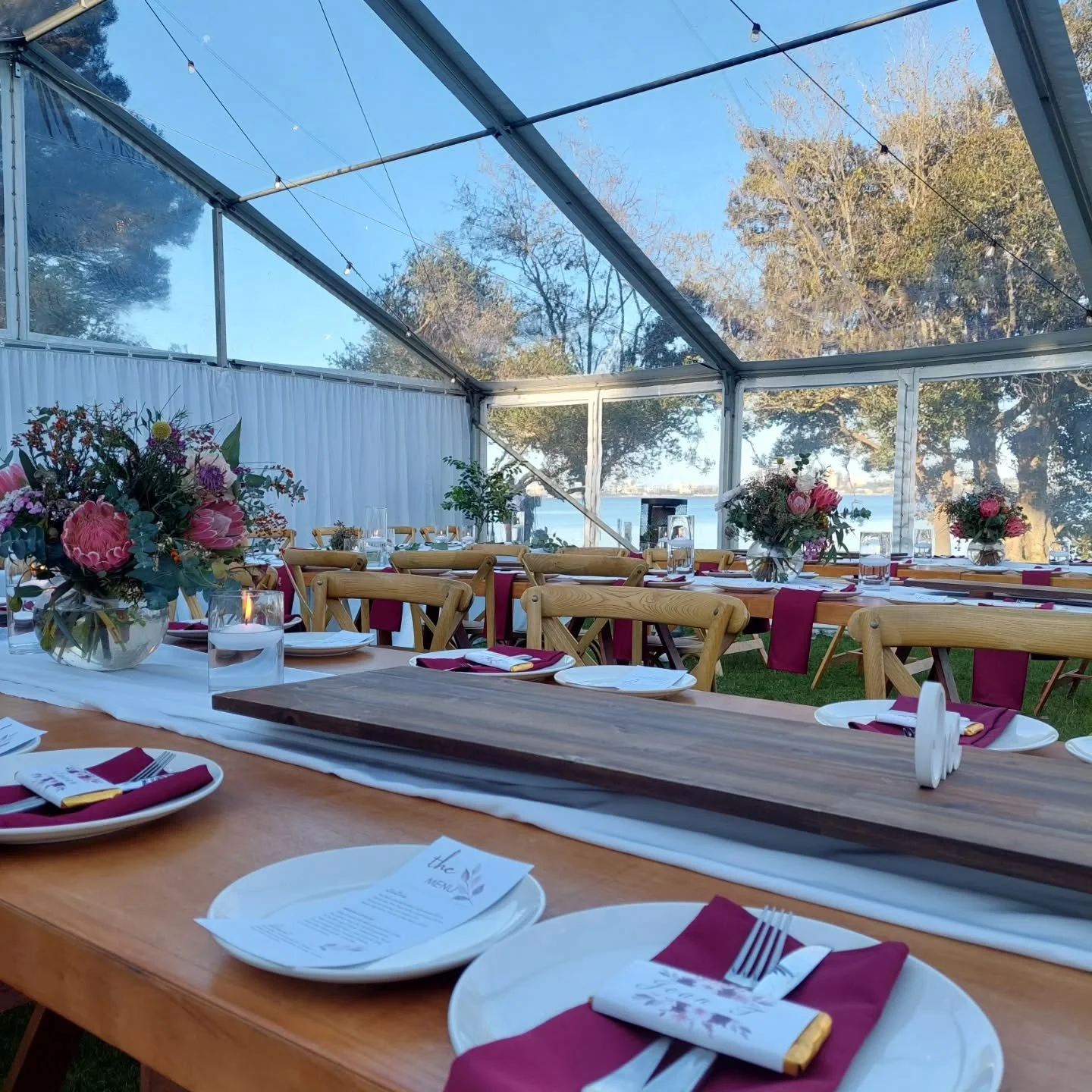 Matilda Bay Sitdown Wedding set up with some beautiful native flowers 💐 

#matildabayforeshore 
#matildabayweddings #allinclusiveweddingpackages #stressfreeweddings 
#sitdownweddingsperth