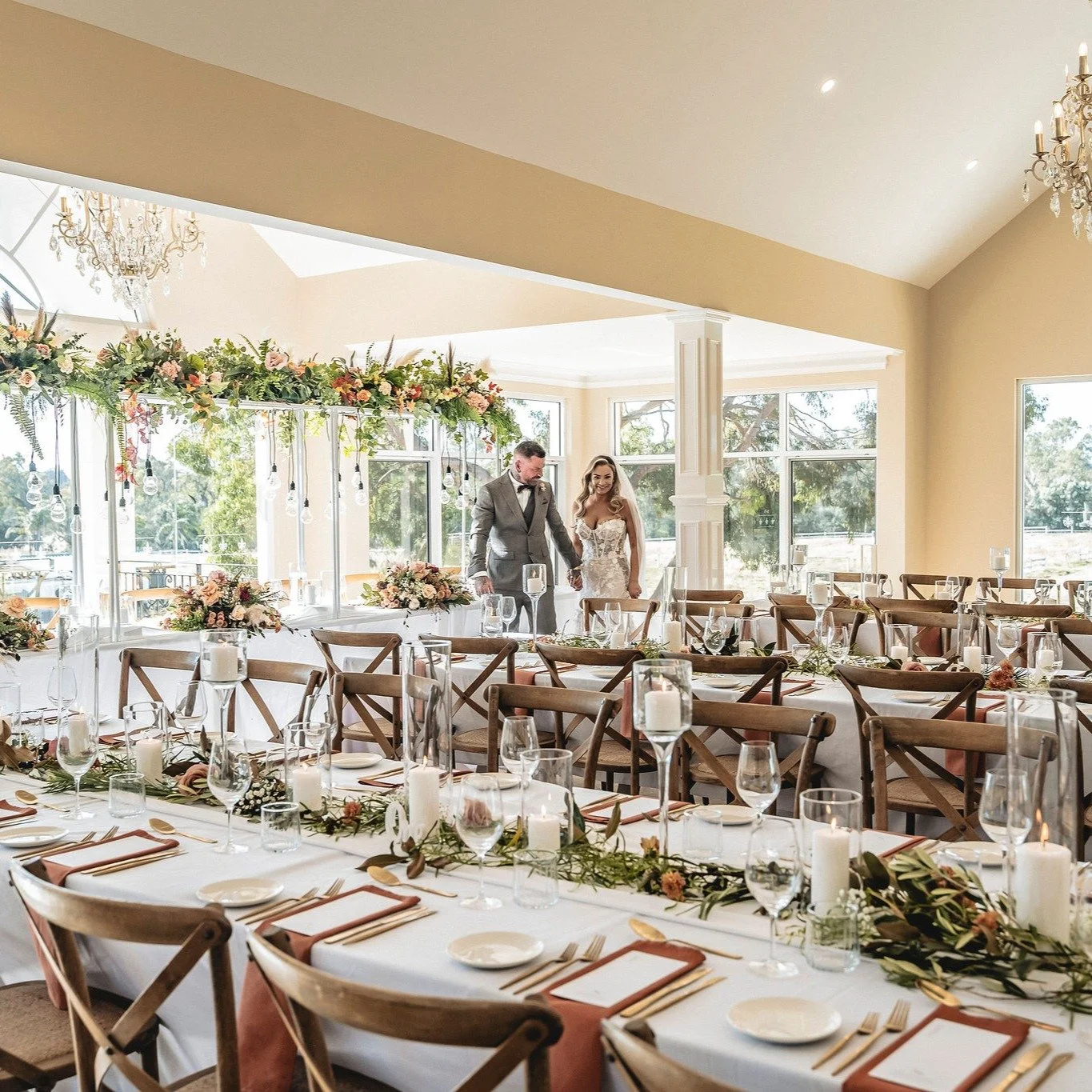 Reception reveal for Andy and Melinda at The Lakeview Room (Brookleigh Estate)

A reception reveal is one of the most worthwhile little moments you can build into your wedding day! 

You&rsquo;ve spent months choosing colours, d&eacute;cor, florals, 