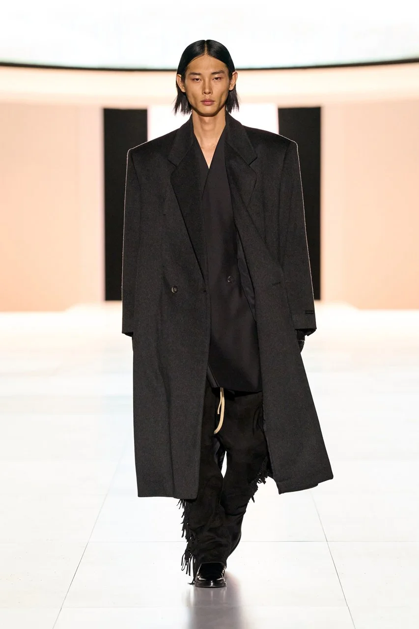 https___africanlhomme.com_image_2023_04_Fear-Of-God-Debut-Runway-Show-at-Hollywood-Bowl-4.jpeg