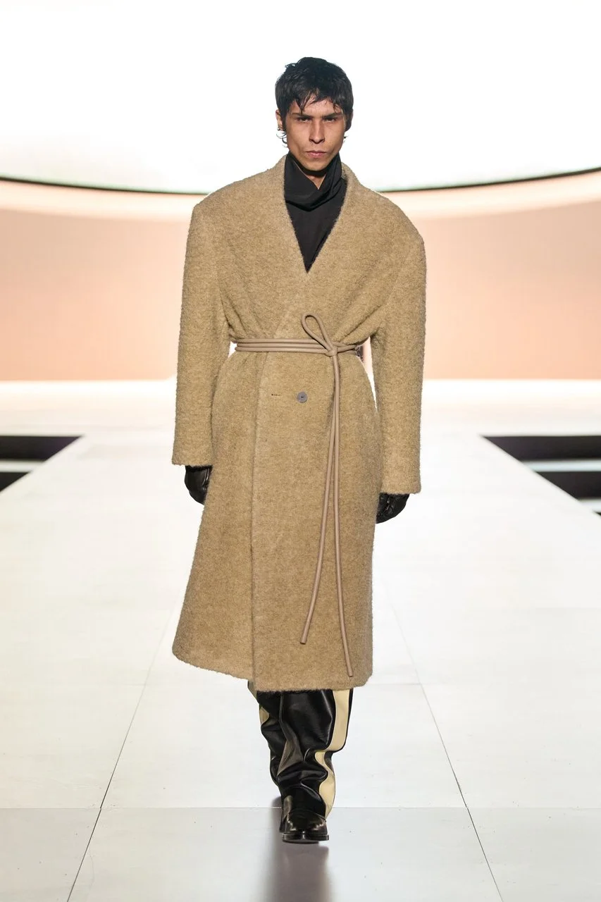 https___africanlhomme.com_image_2023_04_Fear-Of-God-Debut-Runway-Show-at-Hollywood-Bowl-7.jpeg