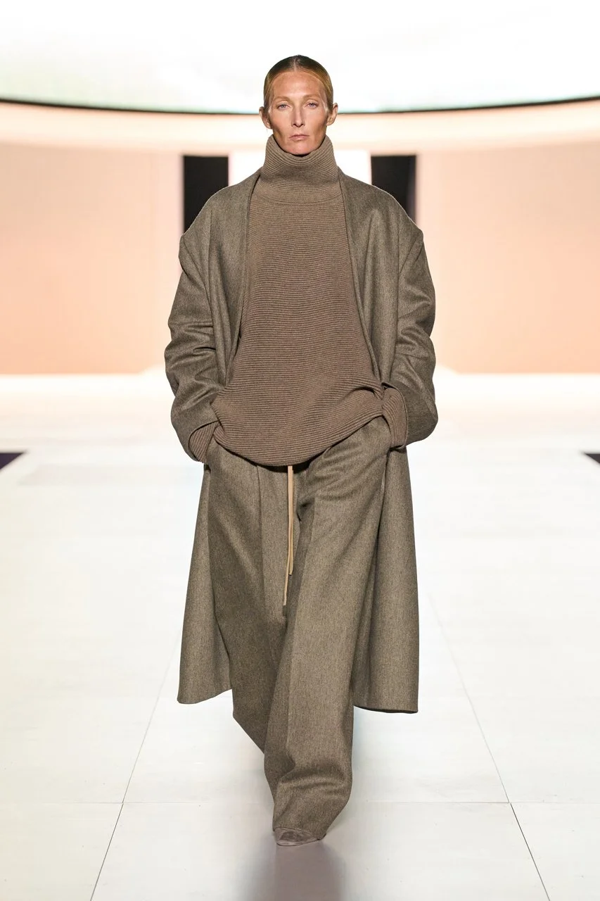 https___africanlhomme.com_image_2023_04_Fear-Of-God-Debut-Runway-Show-at-Hollywood-Bowl-9.jpeg