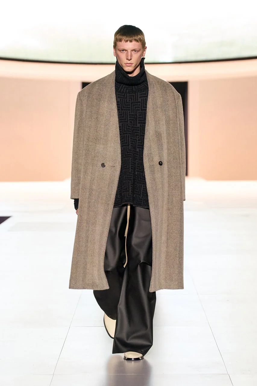 https___africanlhomme.com_image_2023_04_Fear-Of-God-Debut-Runway-Show-at-Hollywood-Bowl-15.jpeg