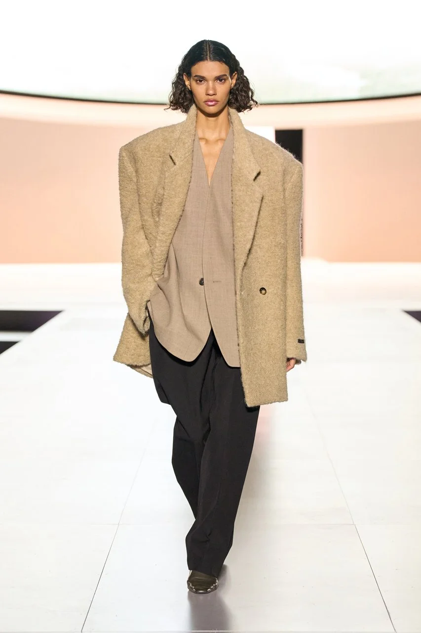https___africanlhomme.com_image_2023_04_Fear-Of-God-Debut-Runway-Show-at-Hollywood-Bowl-18.jpeg