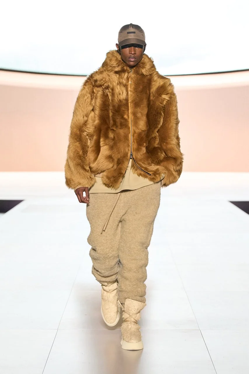 https___africanlhomme.com_image_2023_04_Fear-Of-God-Debut-Runway-Show-at-Hollywood-Bowl-30.jpeg