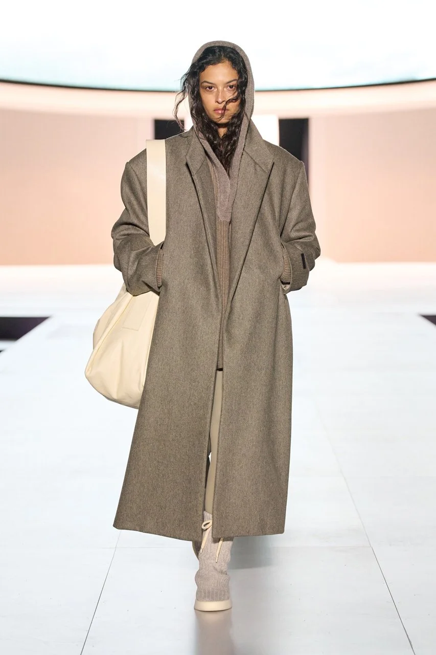 https___africanlhomme.com_image_2023_04_Fear-Of-God-Debut-Runway-Show-at-Hollywood-Bowl-33.jpeg