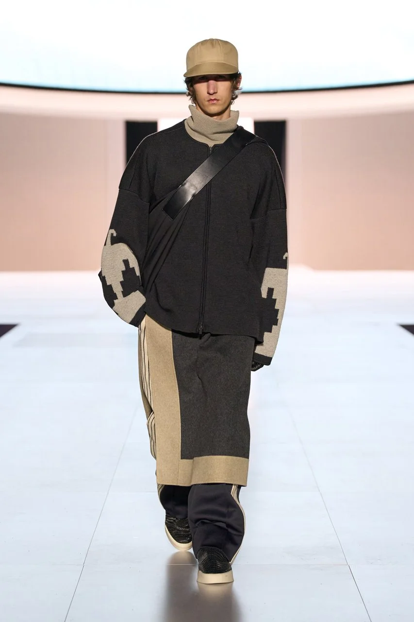 https___africanlhomme.com_image_2023_04_Fear-Of-God-Debut-Runway-Show-at-Hollywood-Bowl-41.jpeg
