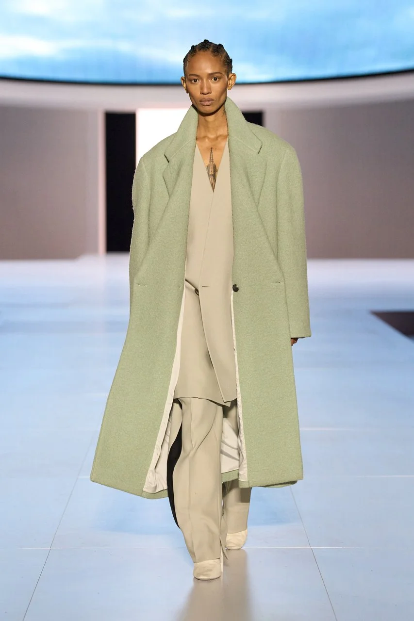 https___africanlhomme.com_image_2023_04_Fear-Of-God-Debut-Runway-Show-at-Hollywood-Bowl-55.jpeg