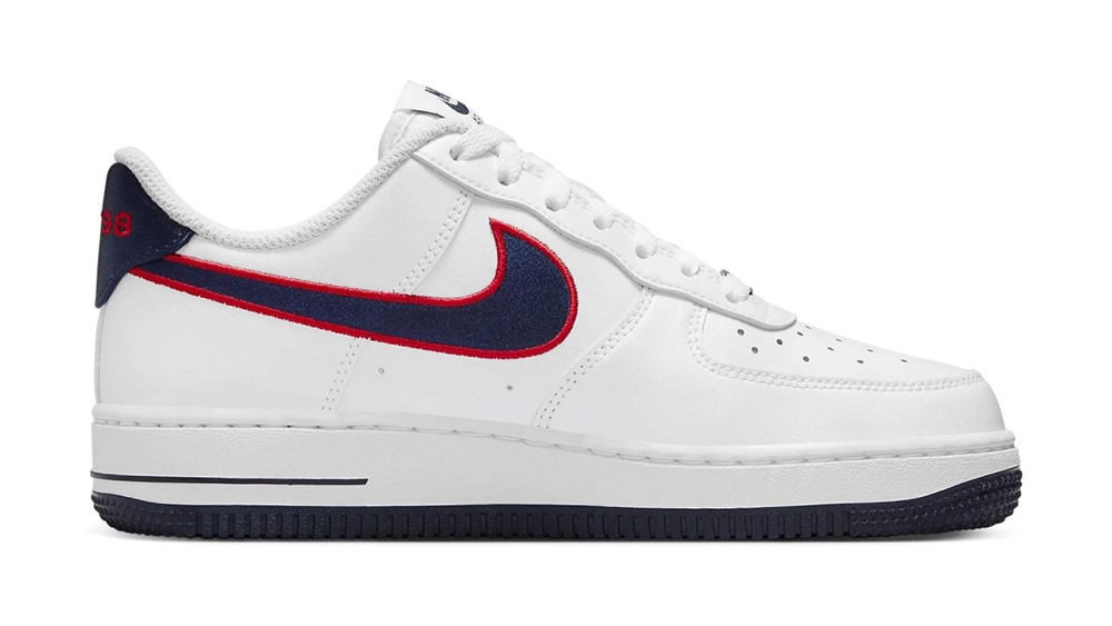 https___africanlhomme.com_image_2023_04_nike-honors-houston-comets-air-force-1s-03 copy.png