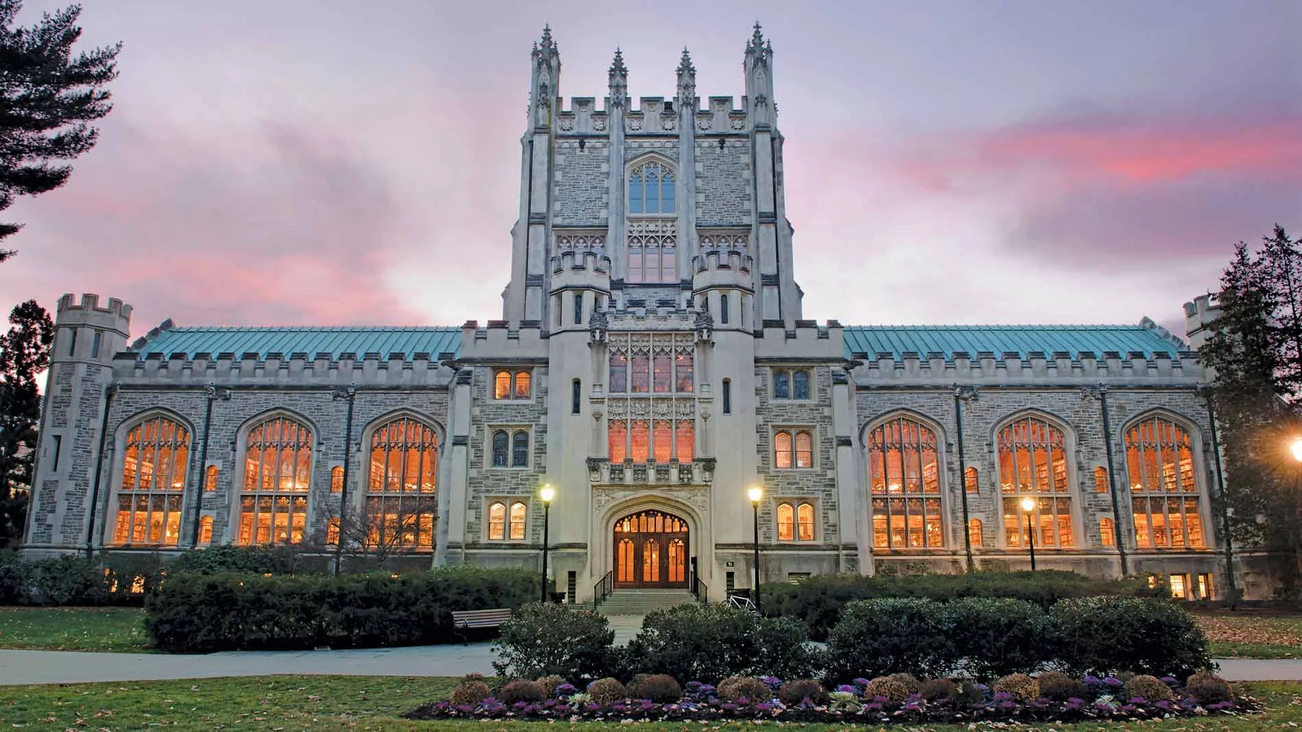 academic-Thompson-Library-1512-KR-0004_edit2.jpg