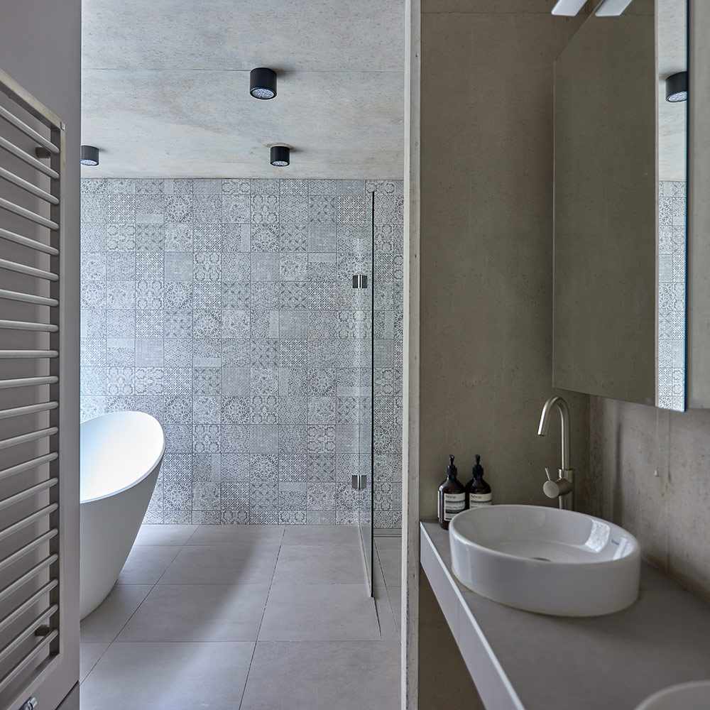 Bathroom of garden pavilion extension and renovation of Victorian terraced house Arosfa