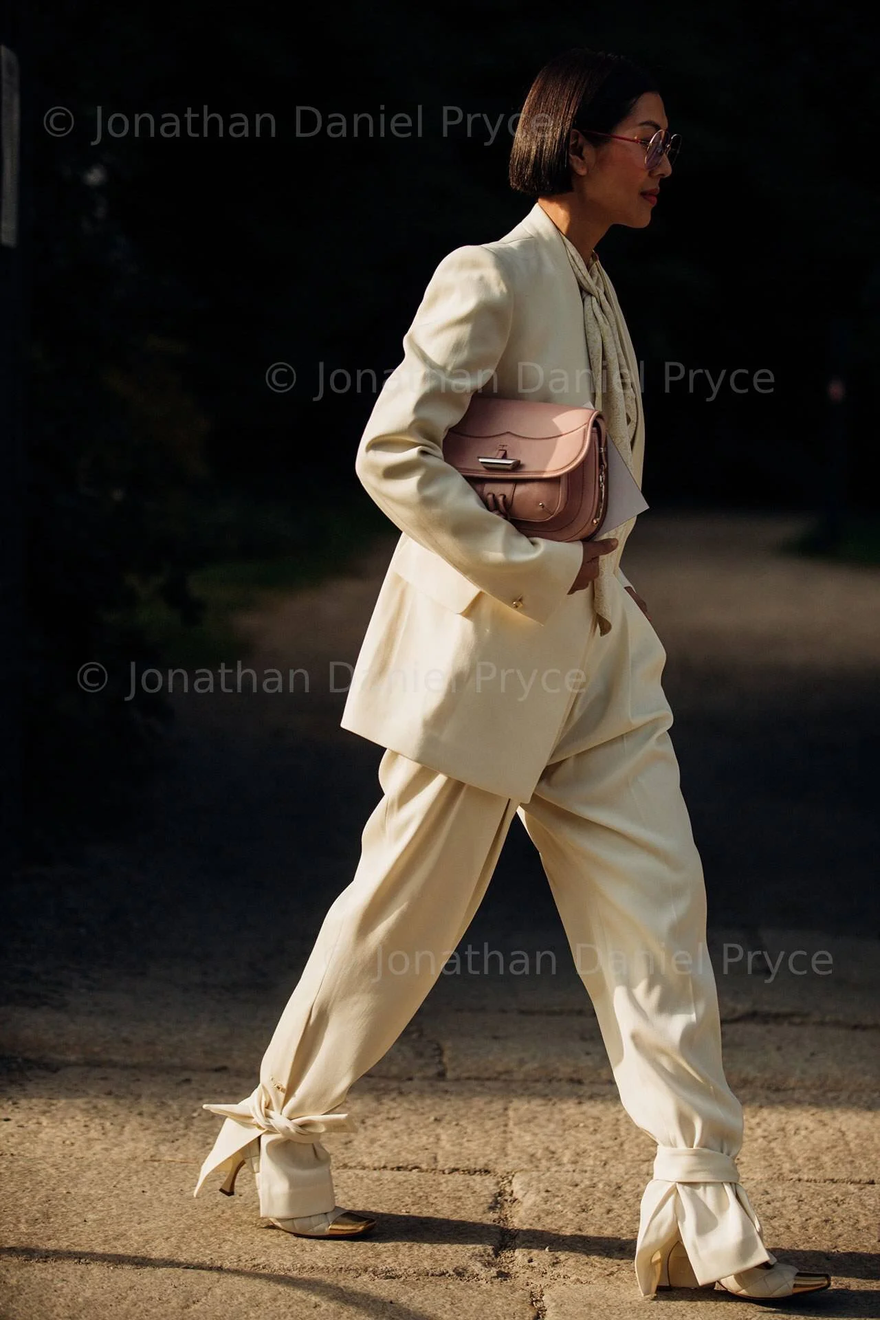 001-Ankle-Ties-Vogueint_Oct8-credit_Jonathan-Daniel-Pryce.jpg