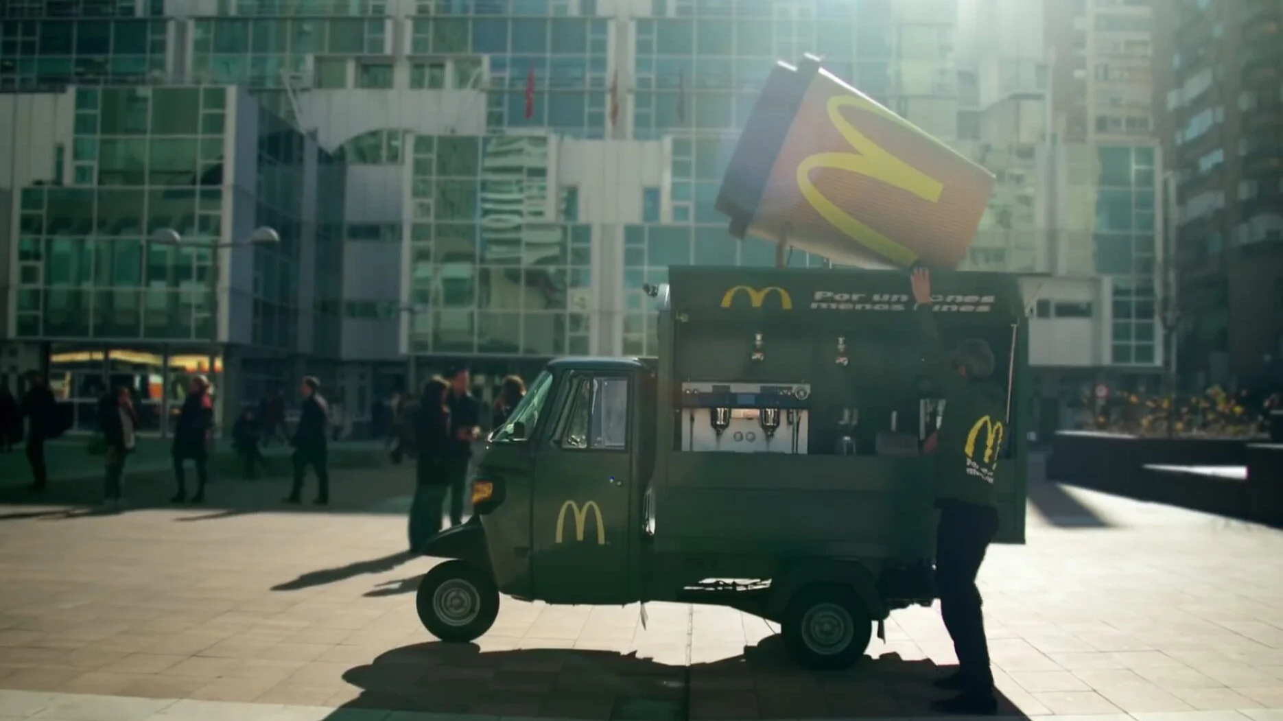 - MACDONALD´S | "Por un lunes menos lunes" - 