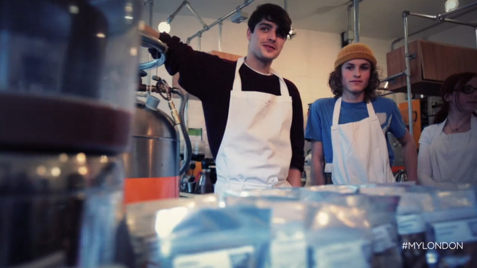 - BEEFEATER | "London district" - 