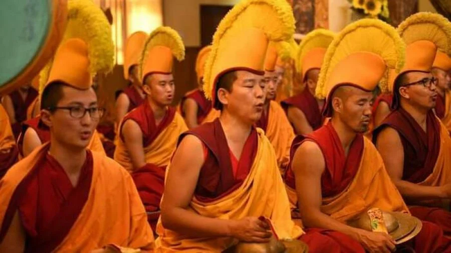 JOURNÉES DU PATRIMOINE 2023 – autour des MOINES GYÜTO et Exposition exeptionnelle des RELIQUES du BOUDDHA SAKYAMUNI. 