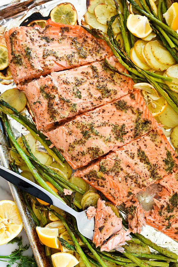 salmon sheet pan.jpg