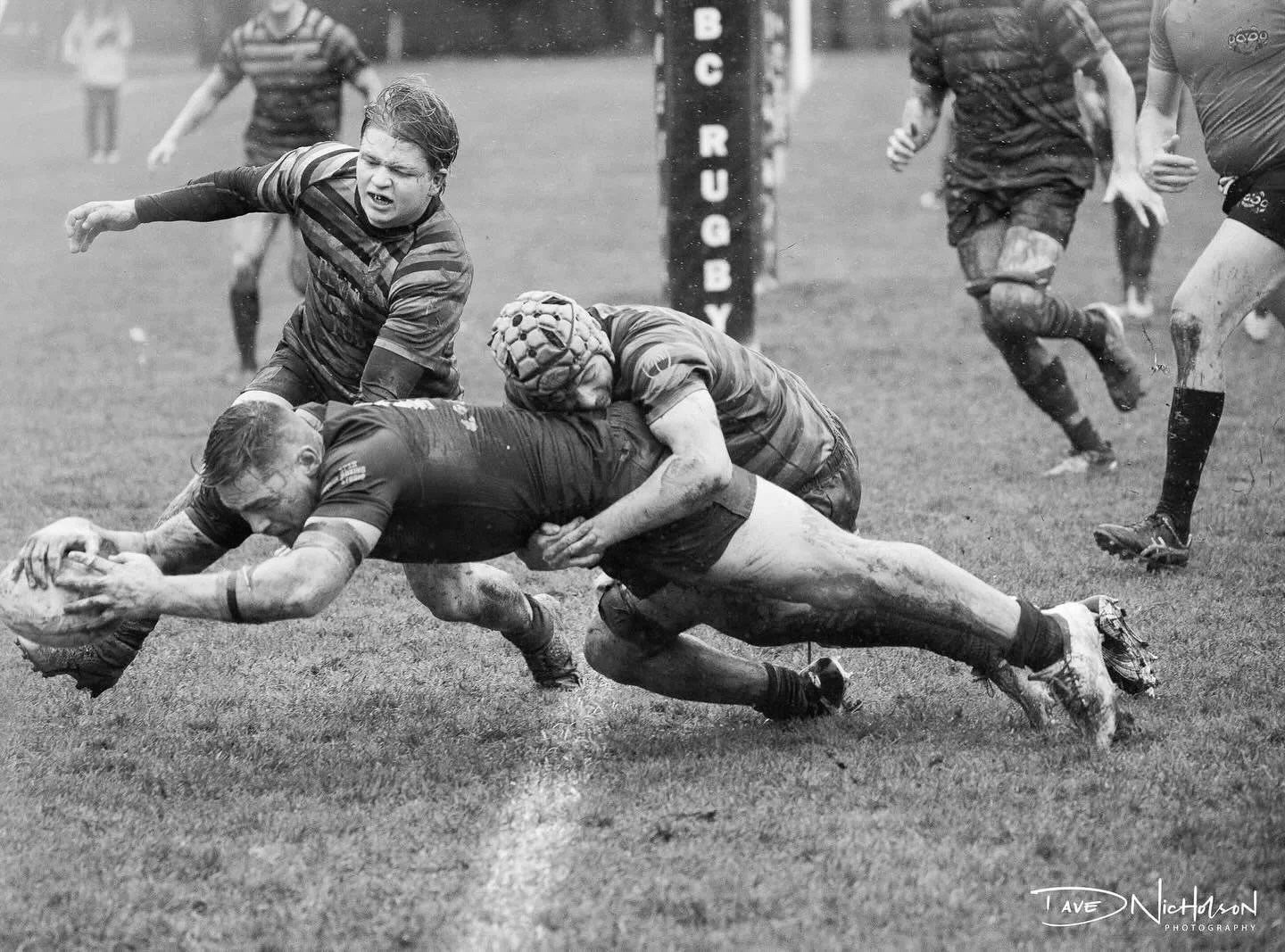Some really good shots by Dave Nicholson @davenicholsonphotography from the muddy triple header last Saturday!! 

#huddyhuddy #cantstopthebear 
#wedecide #bang