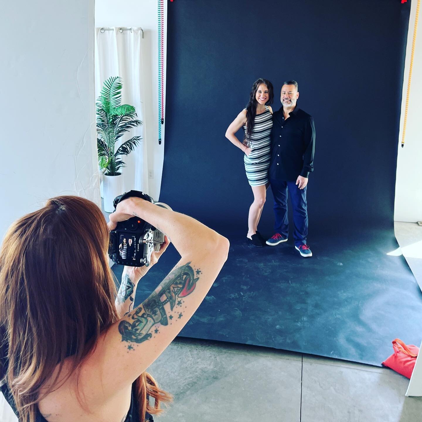 Getting back on track in the studio with KC Photographer @karapayton_ and her chiropractor clients with this branding shoot. She focused her energy and felt no pressure while shooting their portraits in natural light on a white seamless using our fre