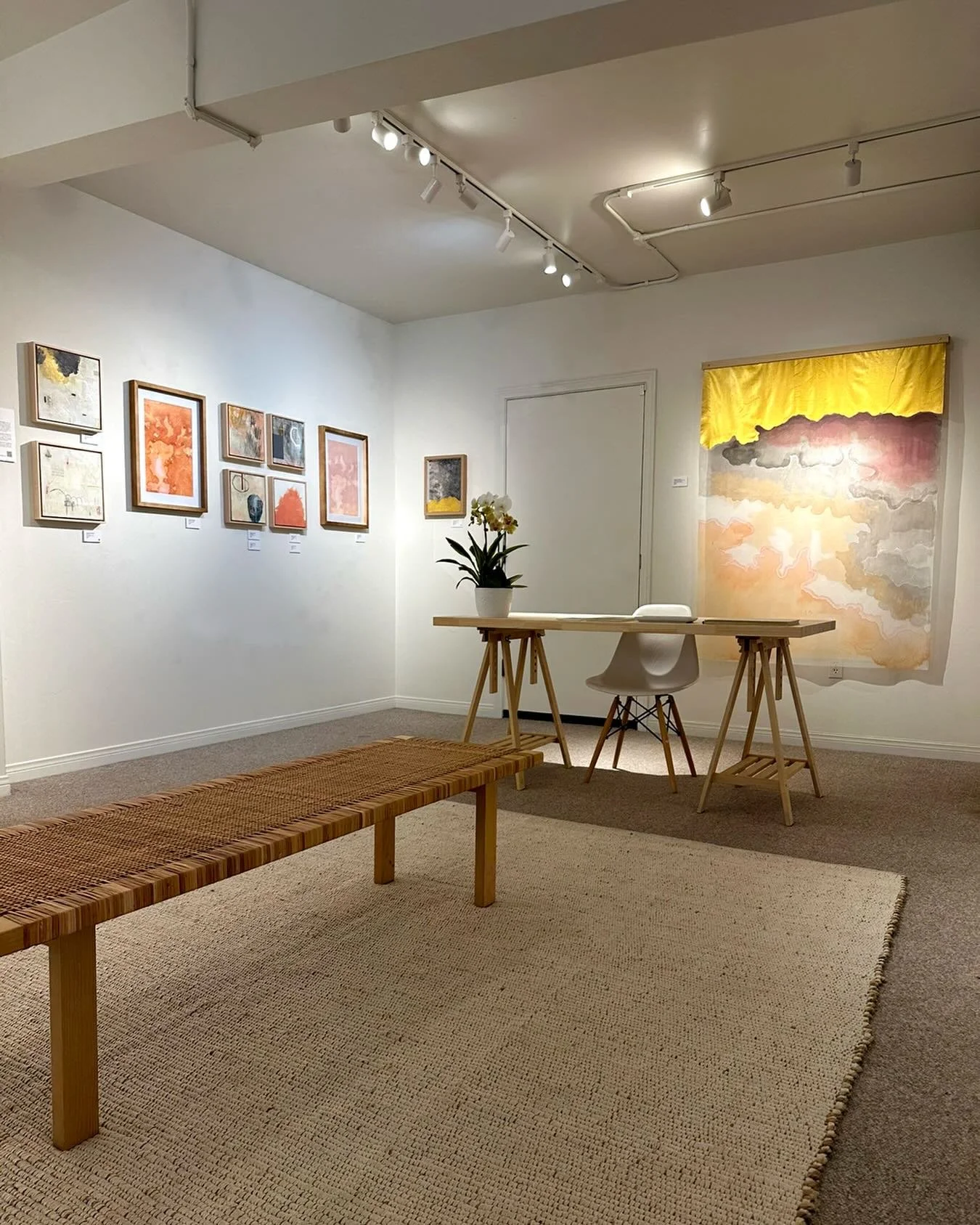 Last weekend to see &ldquo;How the Light Gets In&rdquo; exhibit @stillgalleryojai ! So thrilled with how this exhibition came together. Many pieces will soon be heading to new homes with collectors, so stop by for one final look&mdash;or your first.
