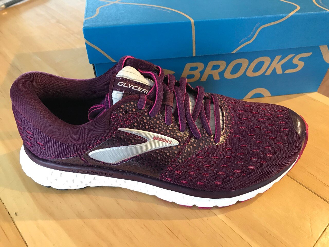 brooks size 5