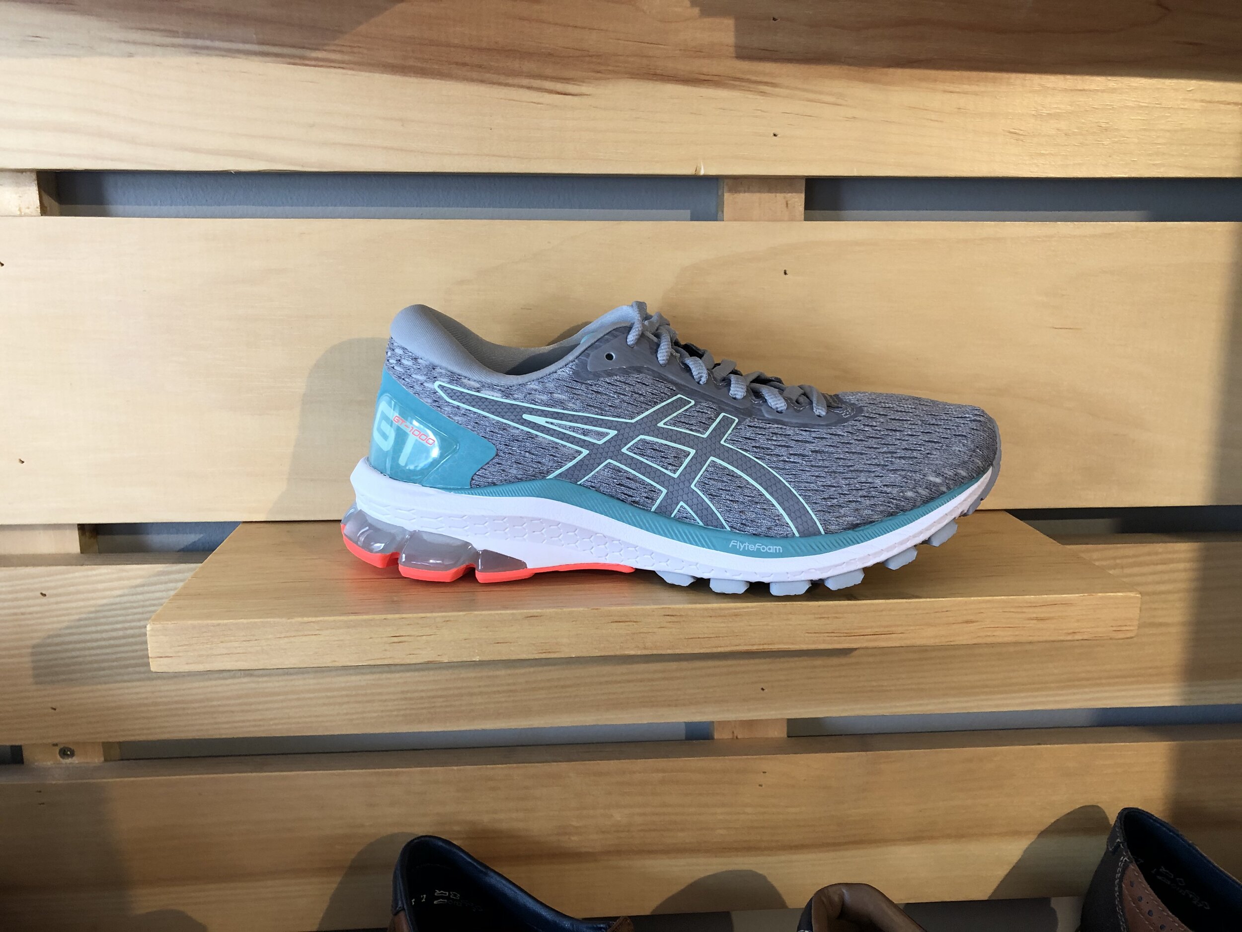 ASICS WOMENS GT 1000 9 1012A651 MED WIDTH