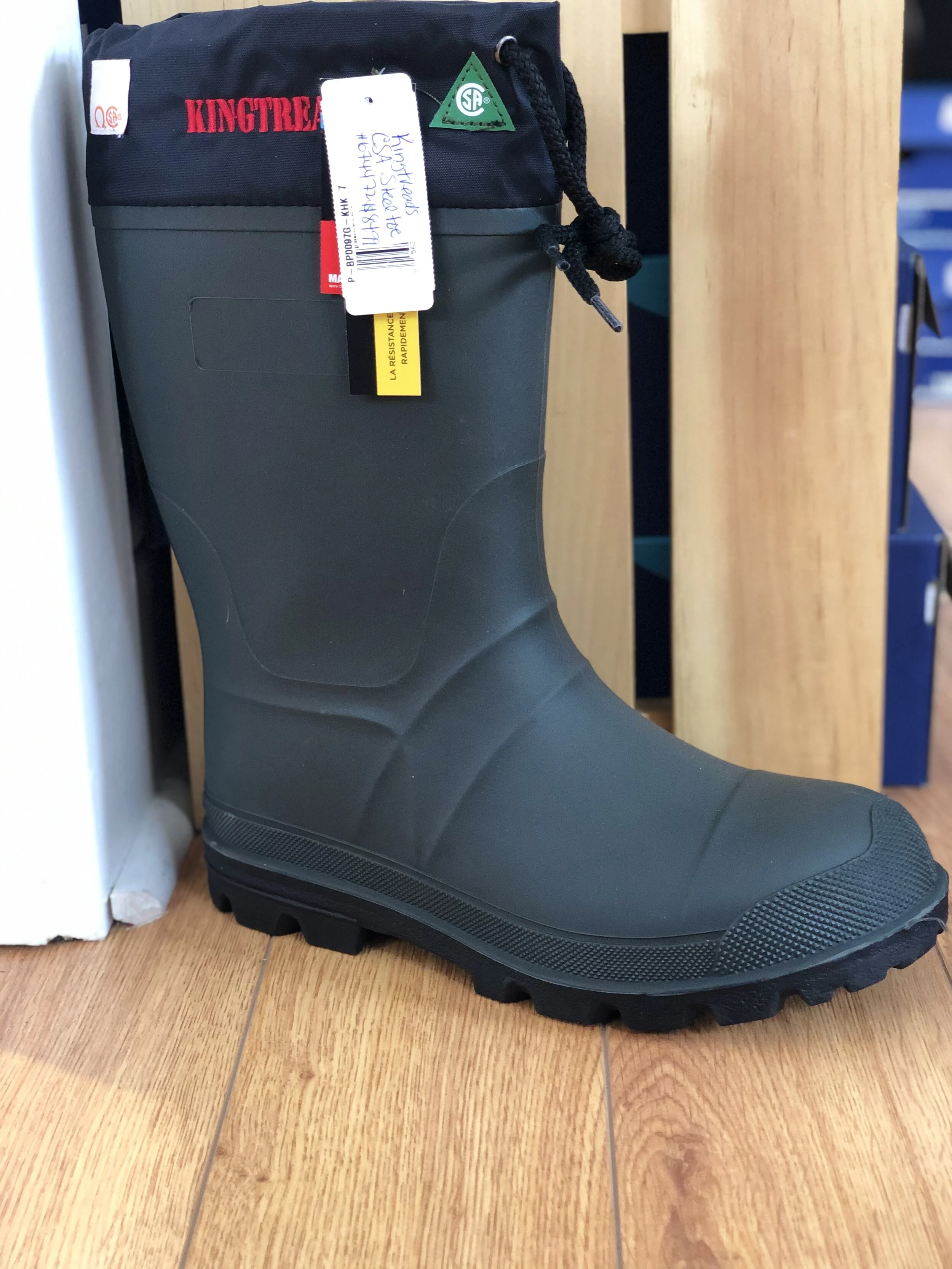 csa rubber boots