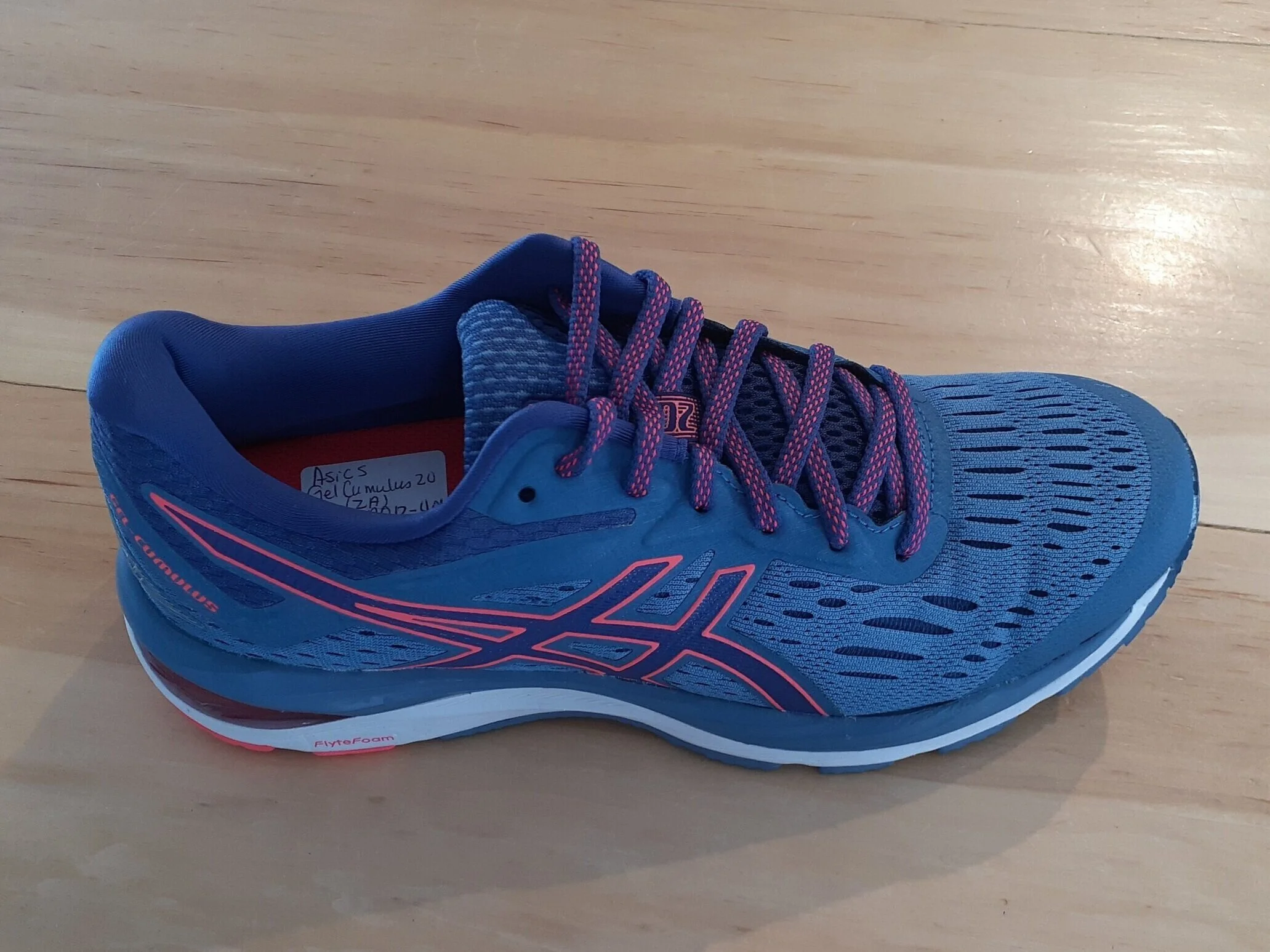 ASICS WOMEN'S GEL-CUMULUS 20 (2A) 1012A012-401 SIZE 7 ONLY — Alex and  Lily's Shoe Shoppe