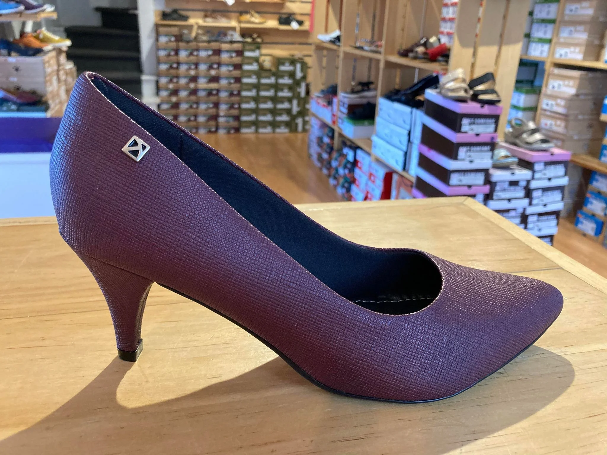 PICCADILLY WOMEN'S BORDEAUX PUMP 745050-466