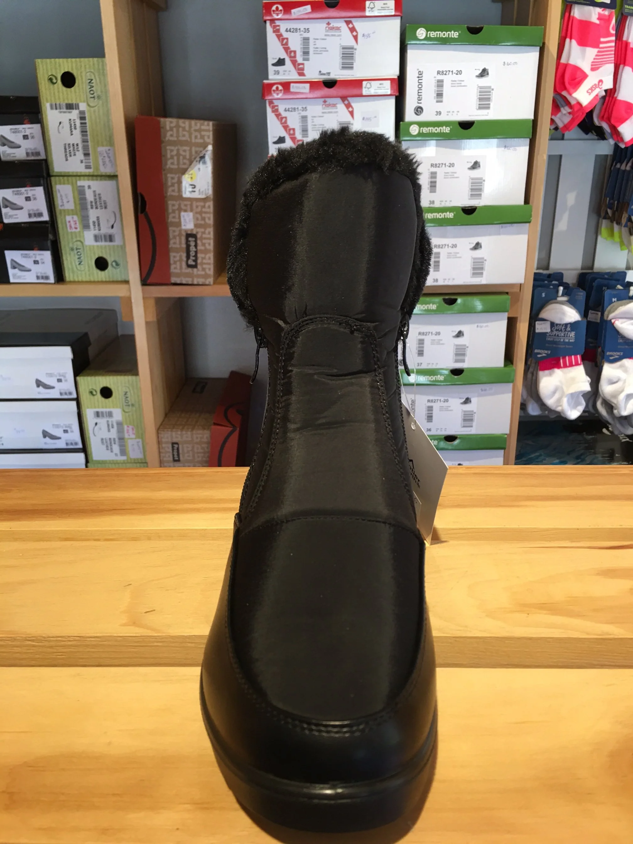 FRONTIER NORTH WOMENS WINTER BOOT 2125665 WITH RETRACTABLE ICE CLEAT