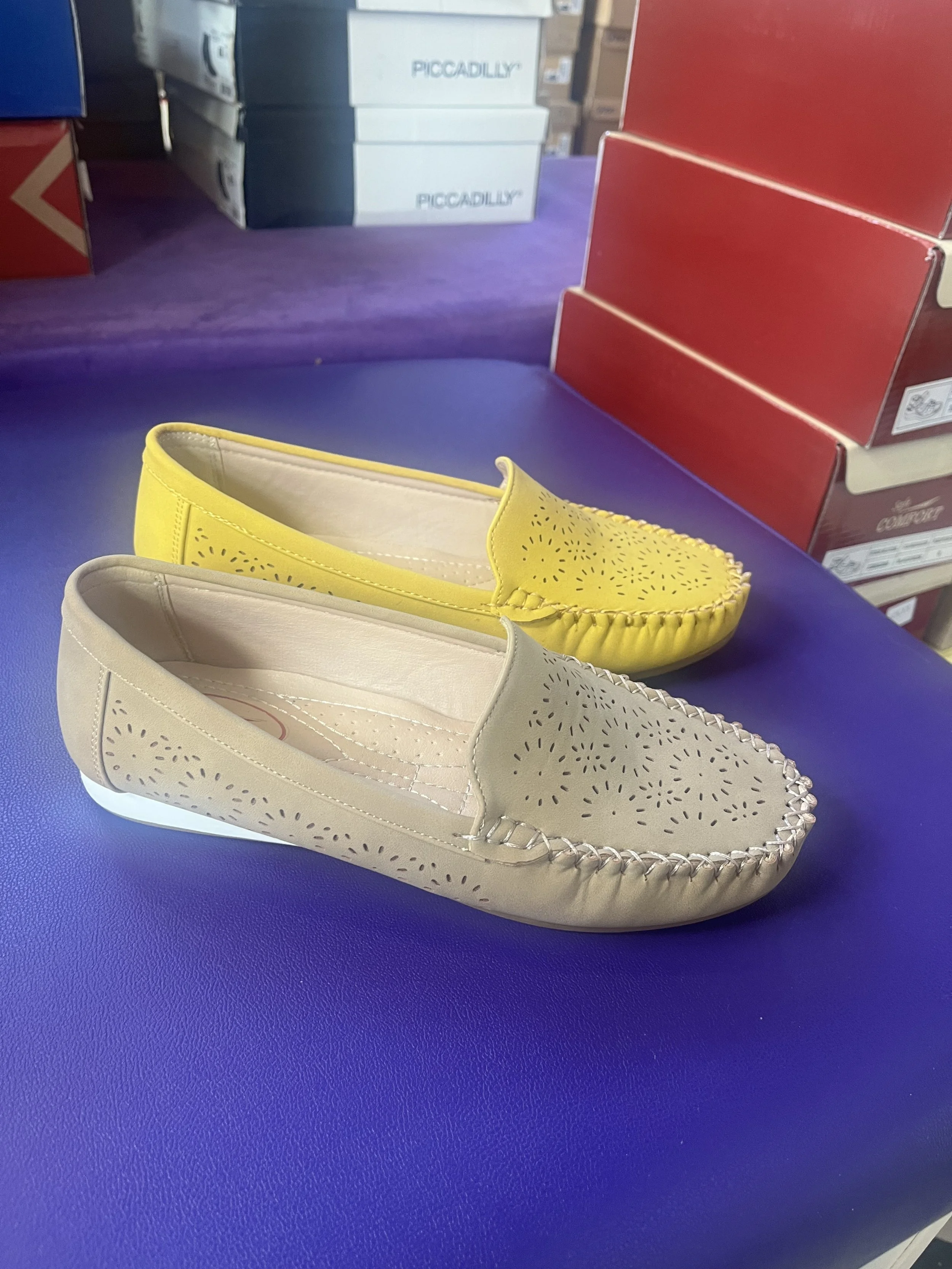 SOFT COMFORT WOMEN'S LOAFER 2255641
