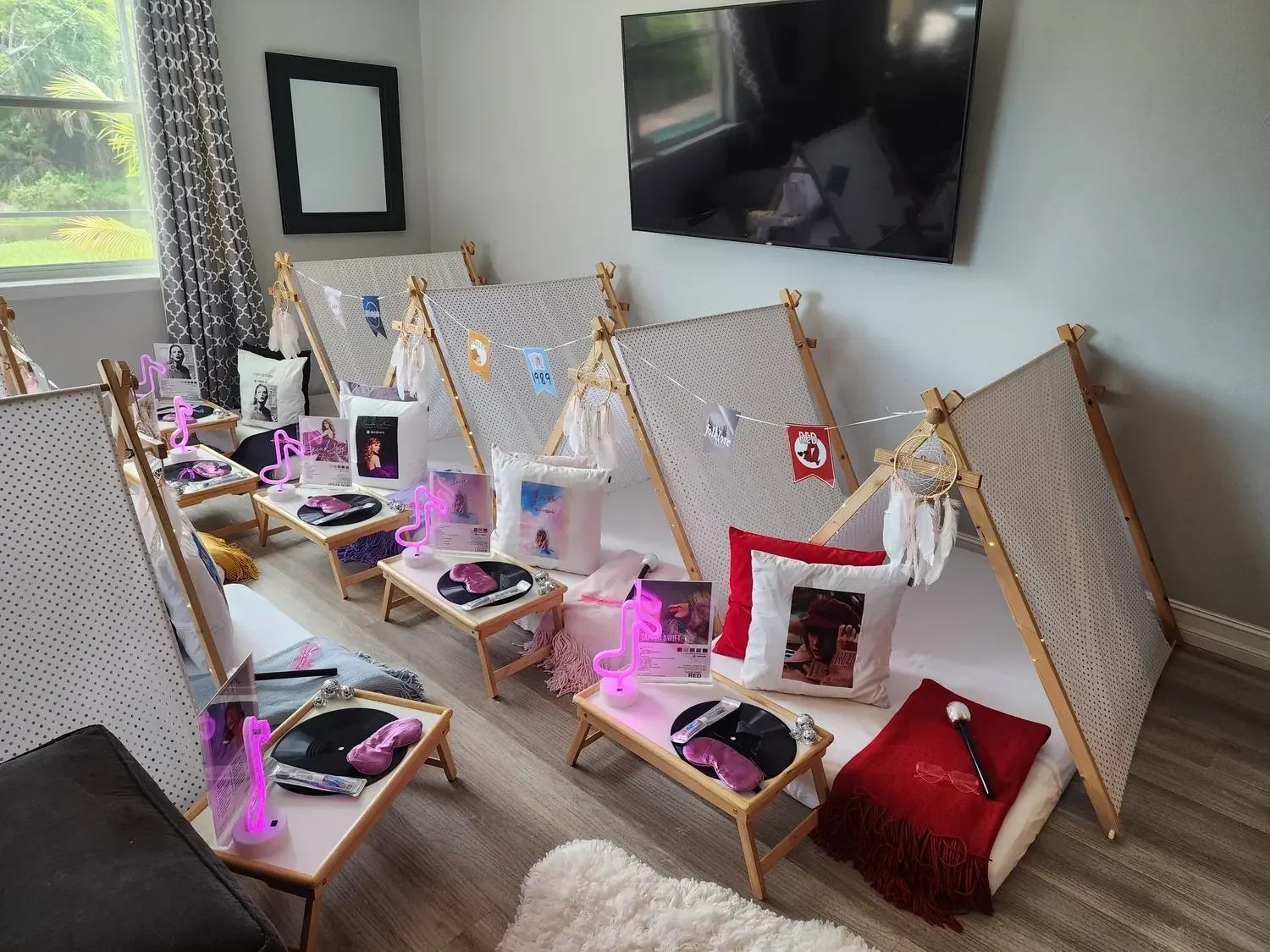 Magic Unicorn birthday event kids party.JPG