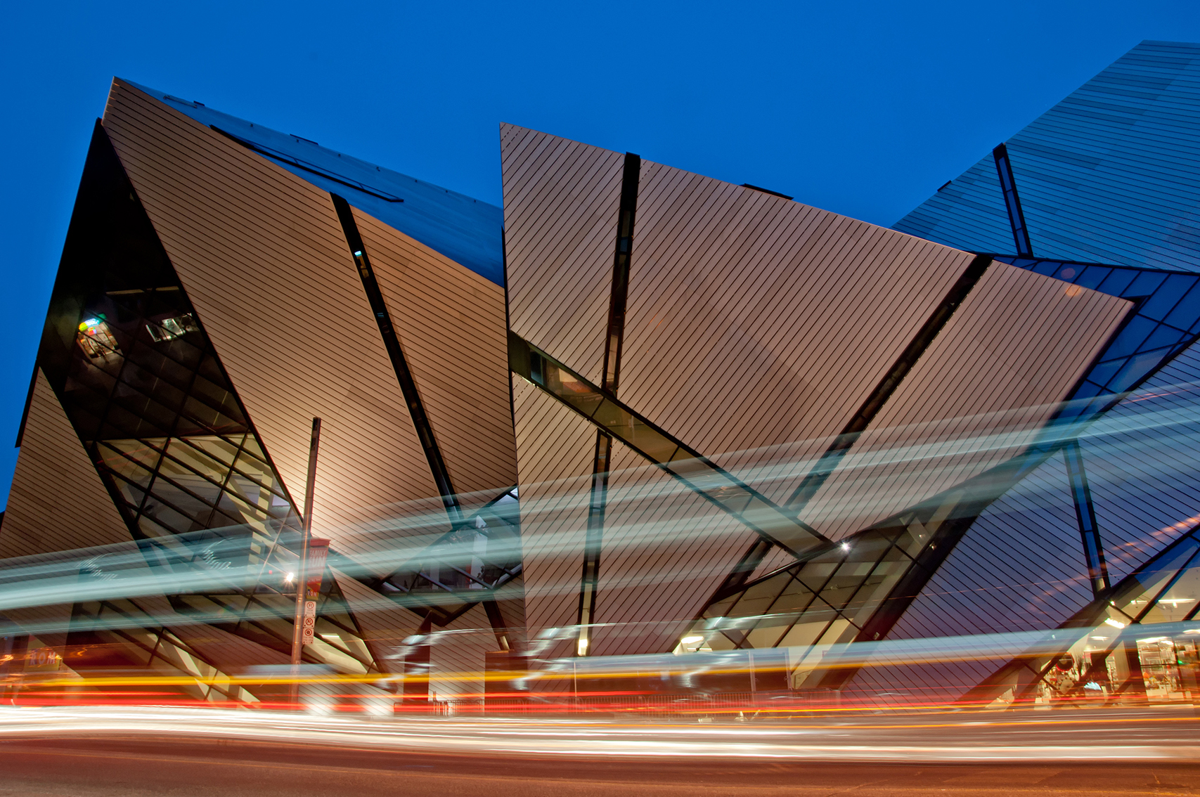 Royal Ontario Museum (ROM) Credit_Clifton Li.jpg