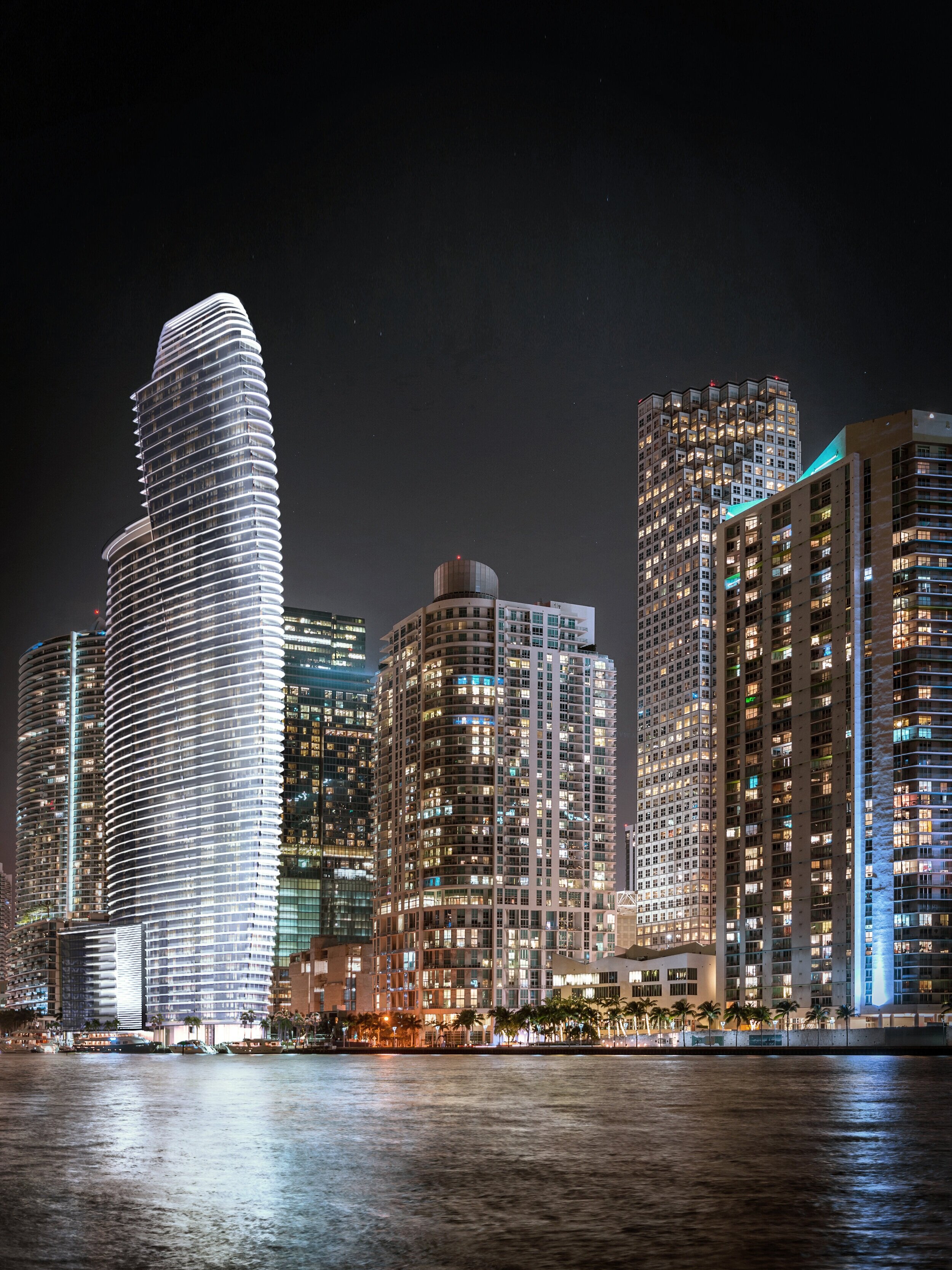 12.+Aston+Martin+Residences+-+Exterior+Tower+Night.jpg