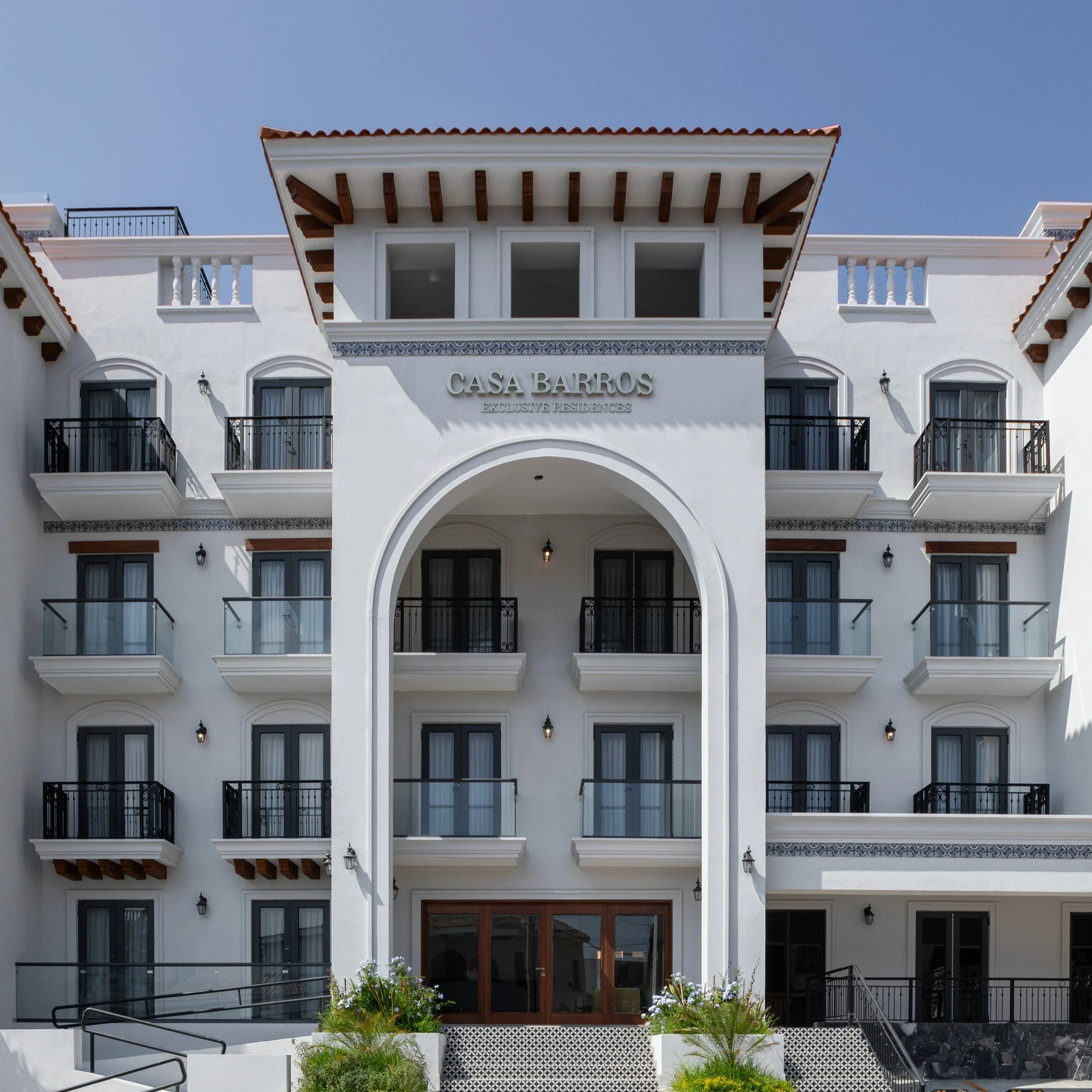 Casa Barros: fusión entre el legado californiano y la modernidad, en el corazón de Mazatlán.