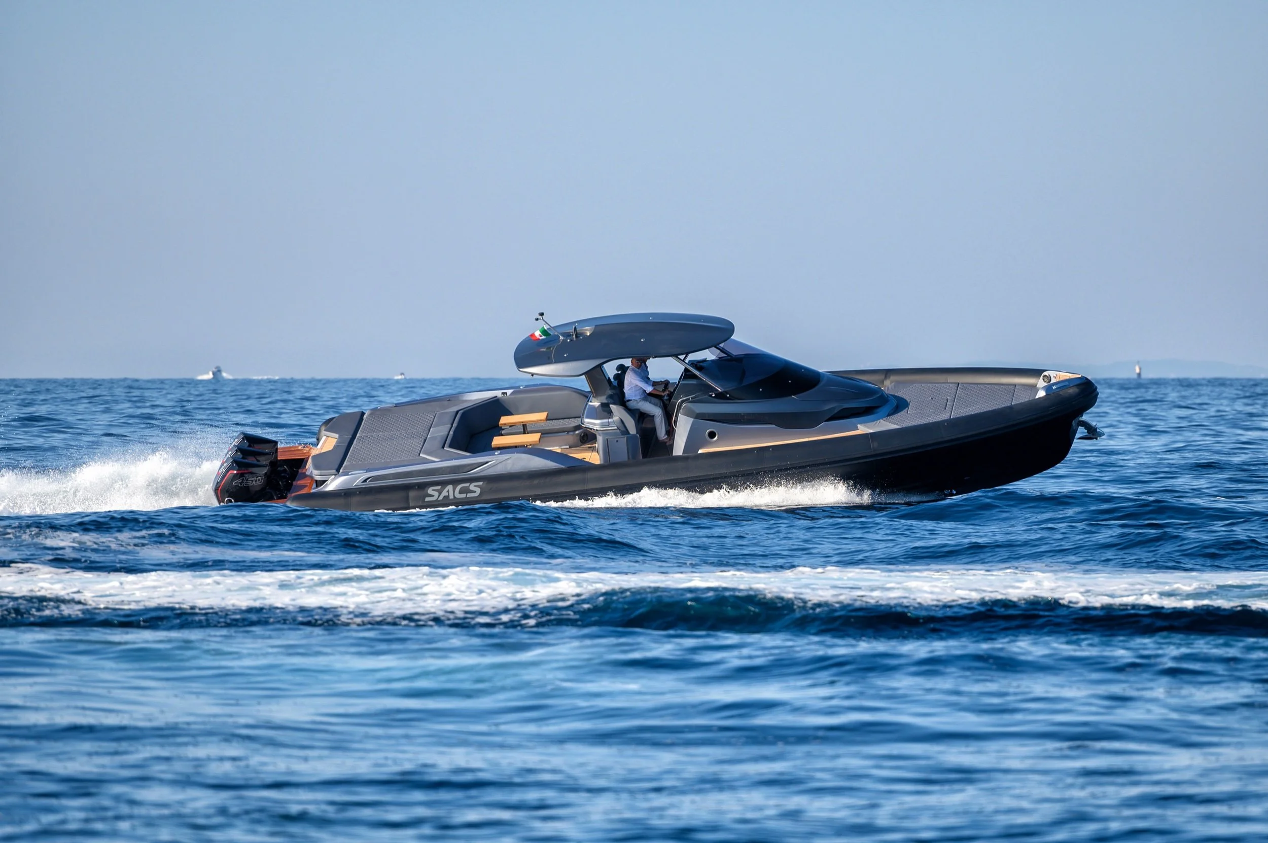Strider 15: Redefining High-Performance        Maxi-Ribs