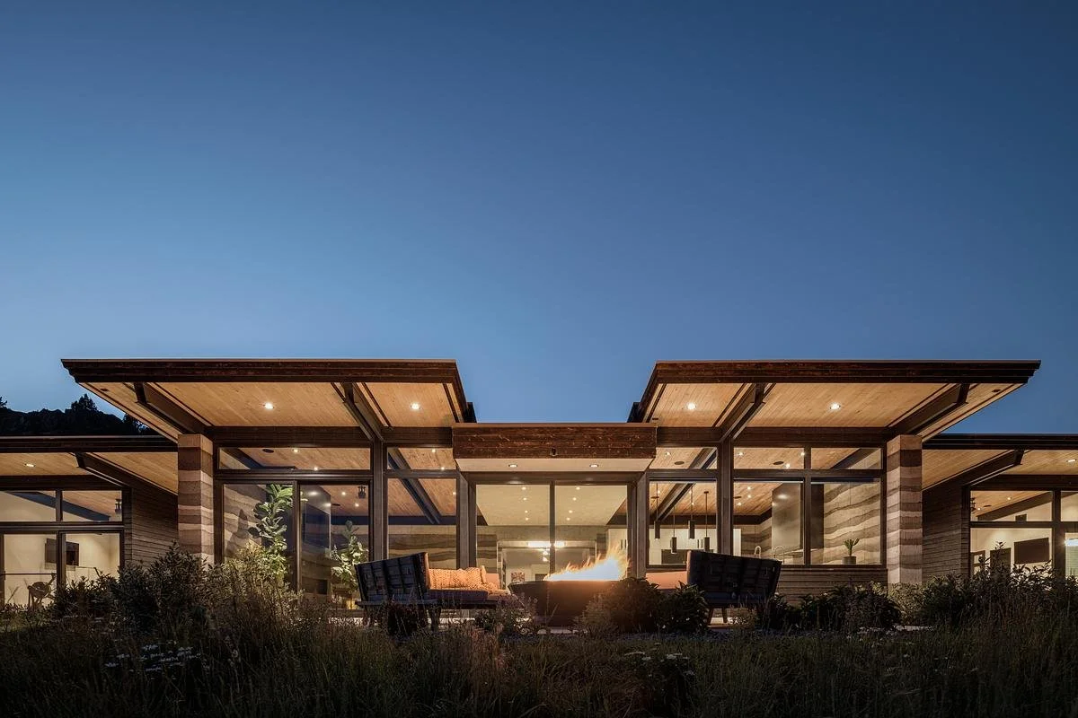 Freedom House by Ward + Blake Architects