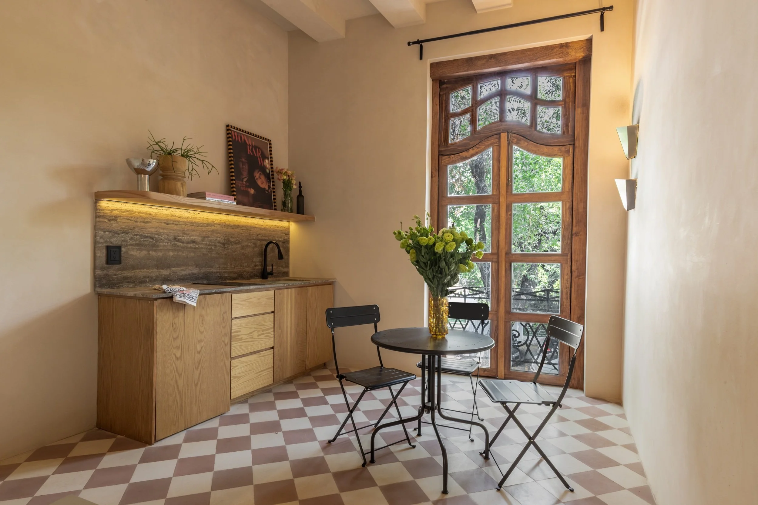 Casa Serapio: Rehabilitación sensible en el corazón de la colonia San Rafael, CDMX