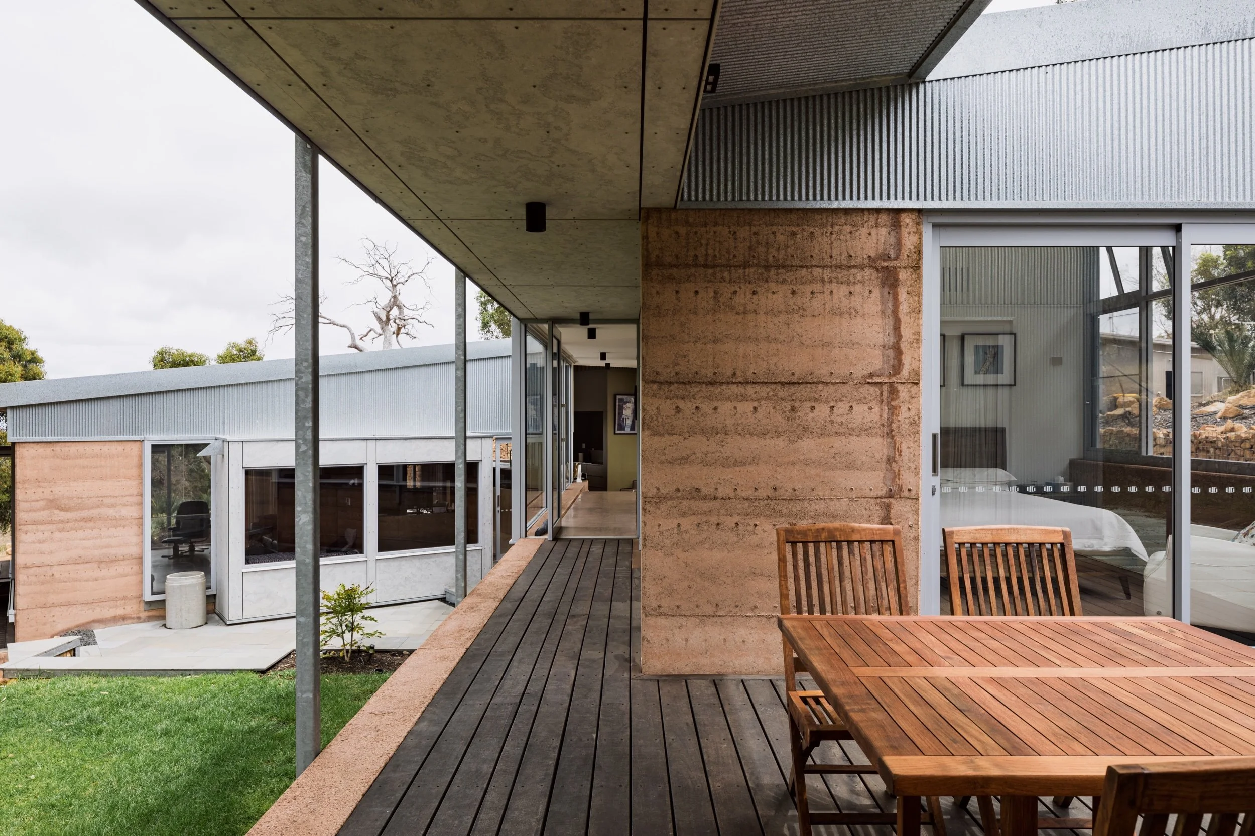 Rapid Close House: An off-grid retreat rooted in Western Australia’s landscape