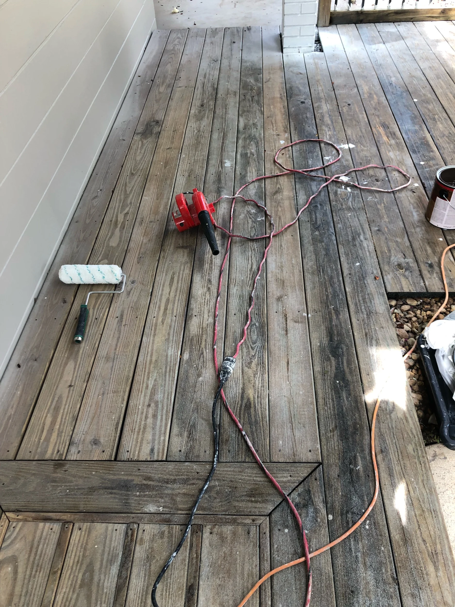 Prepping to solid stain a wooden deck, only one coat needed.