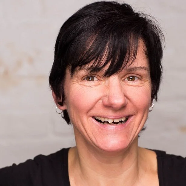 KATE RATHOD Kate has been practicing Iyengar Yoga since 1996. Her teaching is clear, thorough and dynamic. She holds a Senior Intermediate level I teaching certificate.