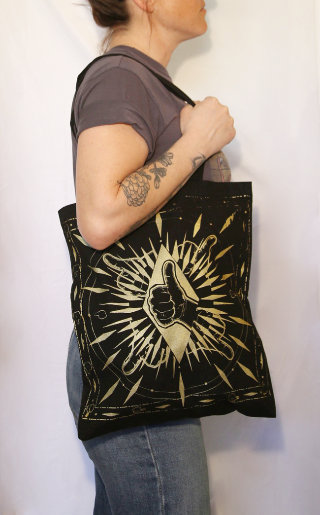 thumbsupTOTE_onfig.png