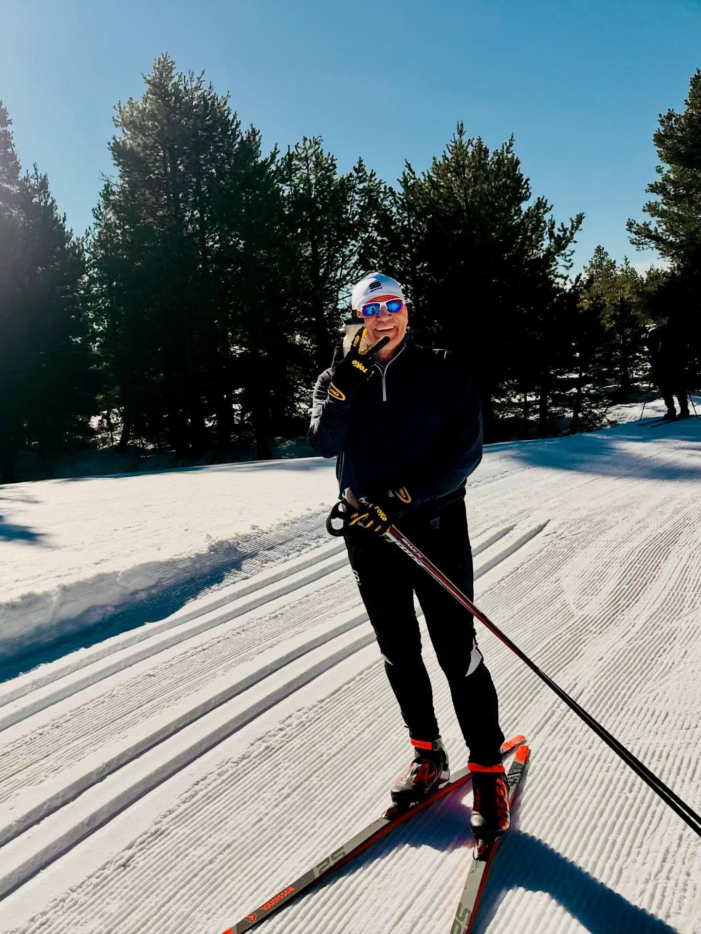 Skiing + sunshine = smiles in Bear Valley!

#bearvalley
#bestgrooming