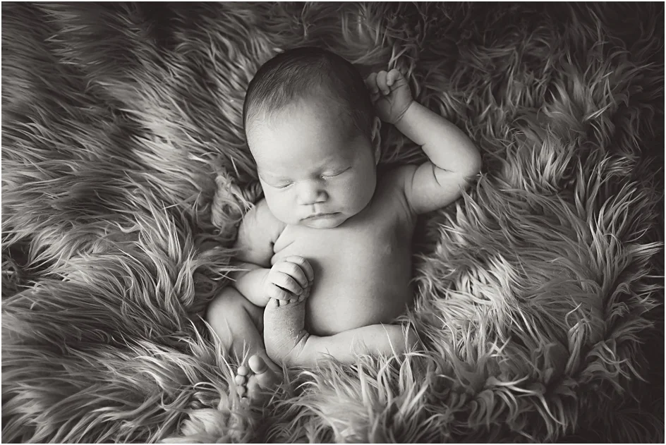 Indianapolis-newborn-photographer-2019-08-23_0009.jpg