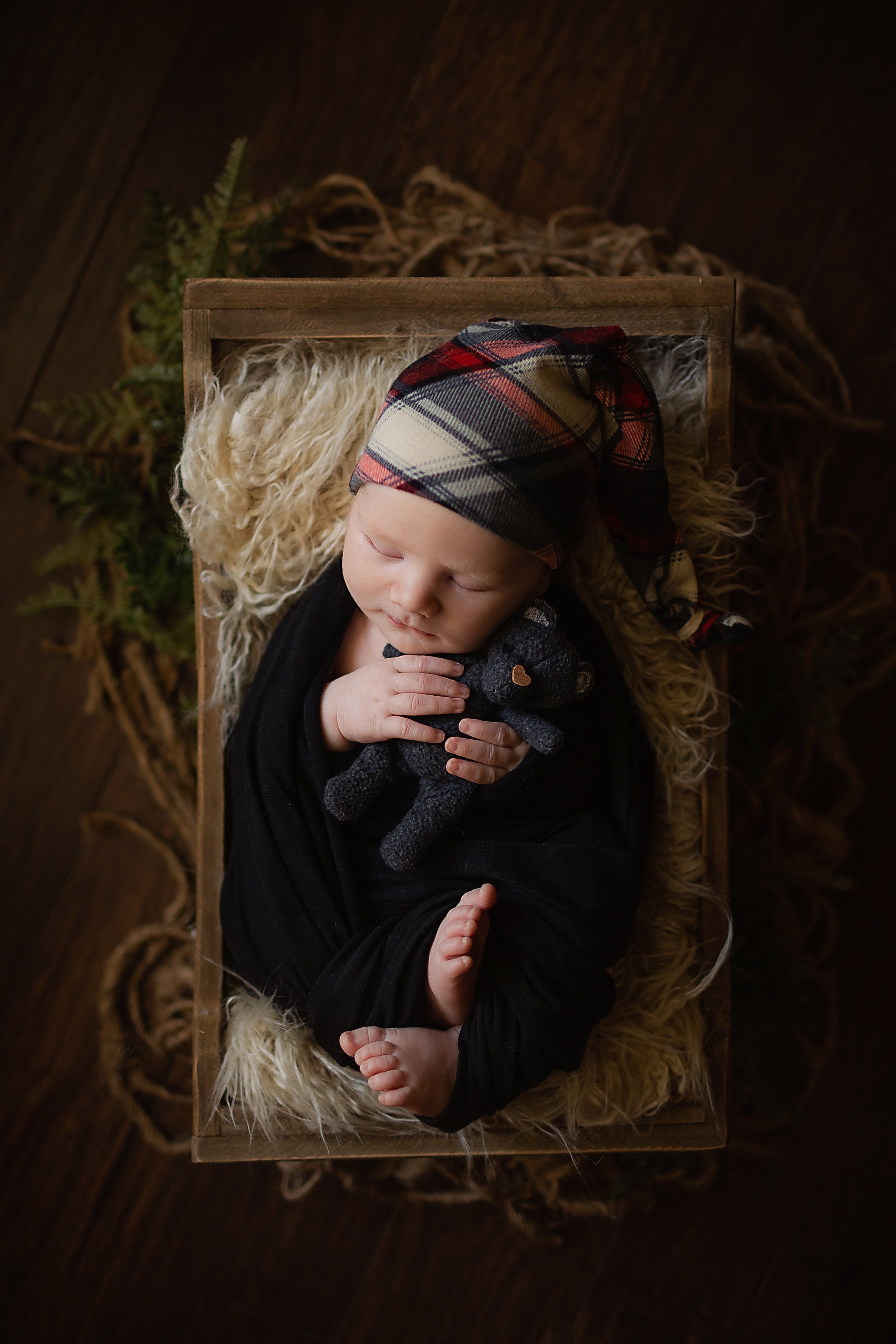 Indianapolis-maternity-newborn-photographer-ShaneP-0196.jpg