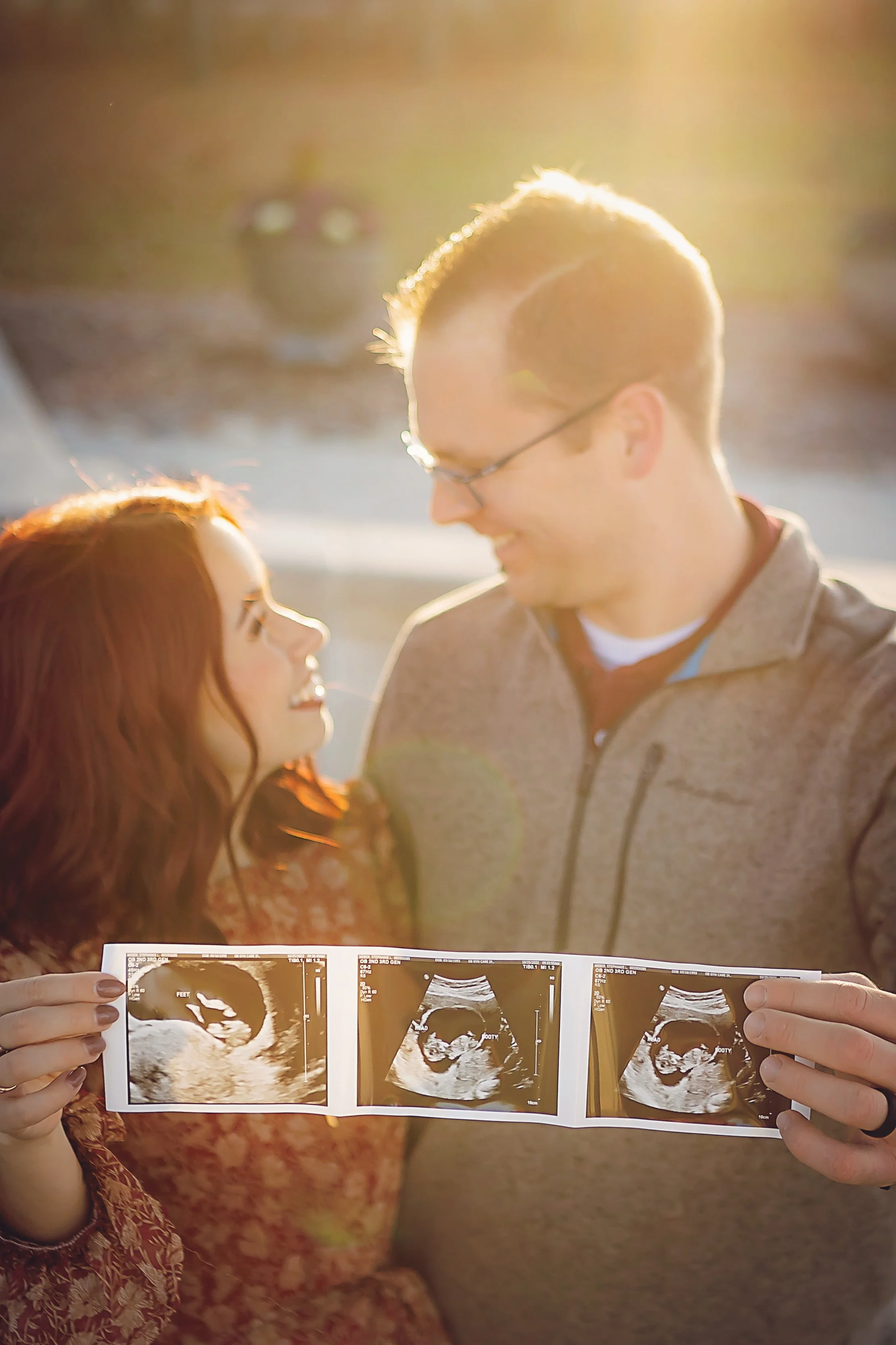 Pregnancy Announcements Indianapolis newborn photographer — Memory Lane Photography