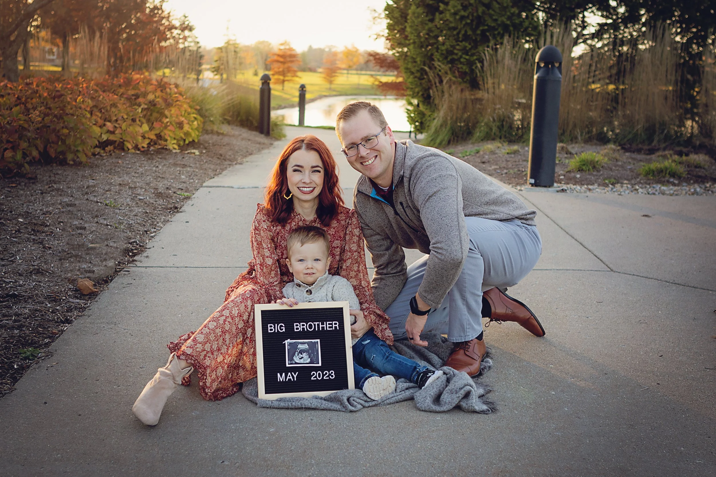 Pregnancy Announcements Indianapolis newborn photographer — Memory Lane Photography