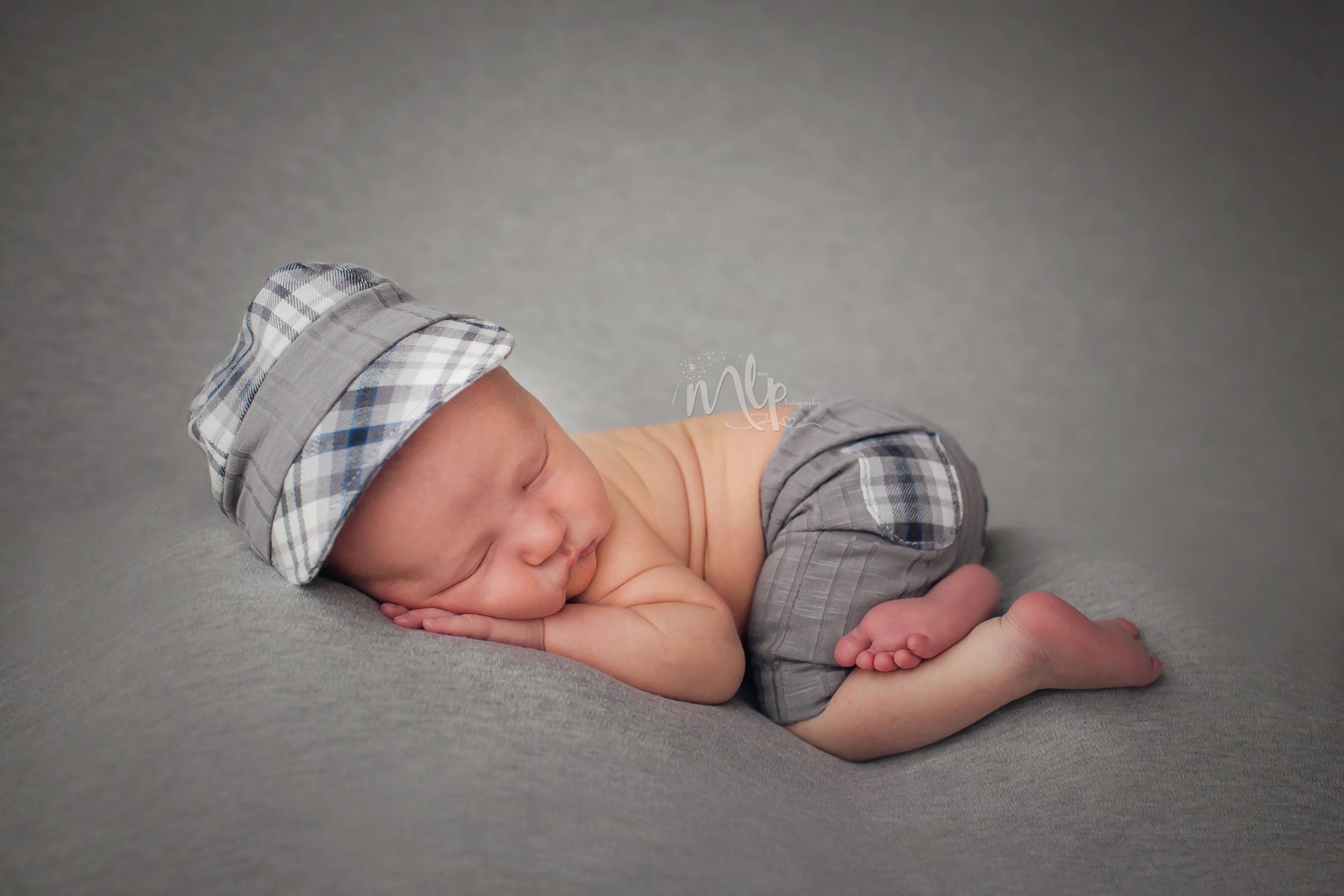 newborn photographer